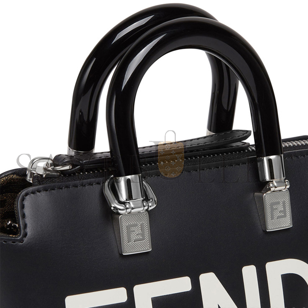 F**di by the way boston mini handbag 8bs067abvlf1l2z (20*12*9cm)